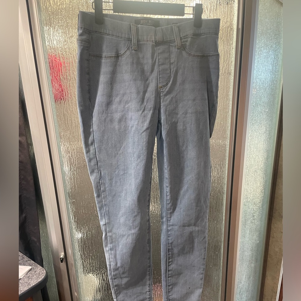 Judy Blue Jeggins